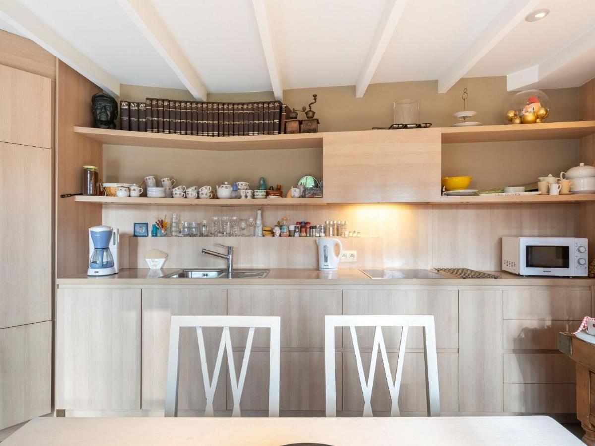 Apartment In Kruibeke At Wissekerke Castle Екстериор снимка
