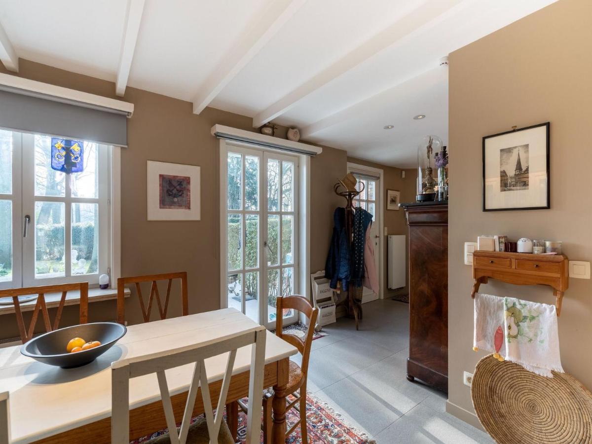Apartment In Kruibeke At Wissekerke Castle Екстериор снимка