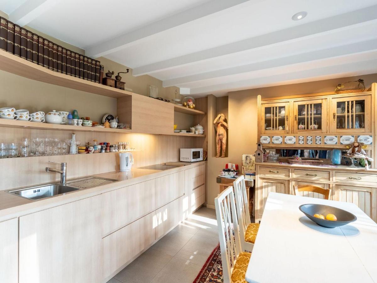 Apartment In Kruibeke At Wissekerke Castle Екстериор снимка